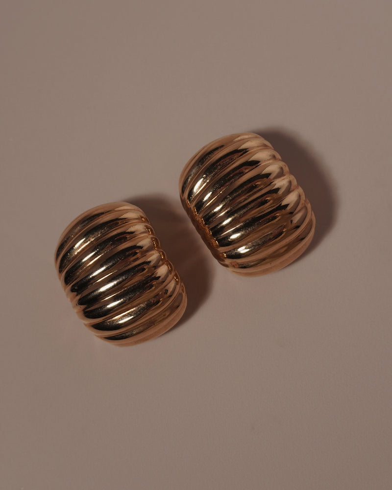 Vintage 80's Ribbed Button Clip Ons