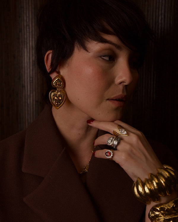 VINTAGE 80'S FRENCH AMBER RESIN & RHINESTONE HEART DROP EARRINGS