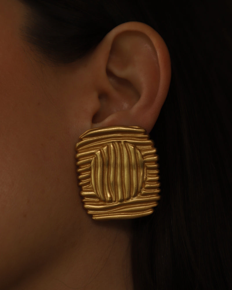 Vintage Abstract Matte Gold Clip Ons