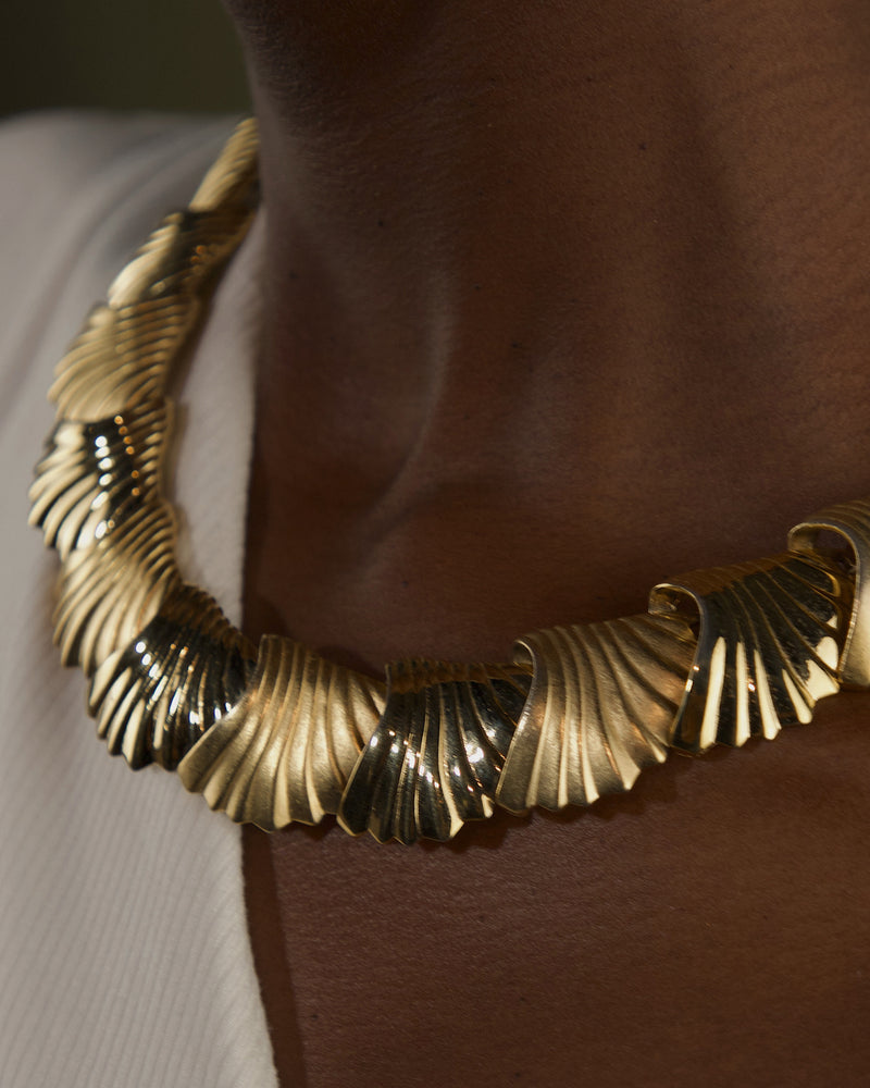 VINTAGE AD MATTE & POLISHED STATEMENT NECKLACE