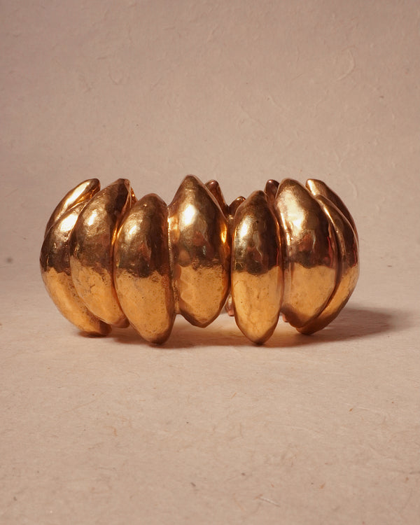 VINTAGE ALEXIS LAHELLEC GILT RESIN STRETCH BRACELET