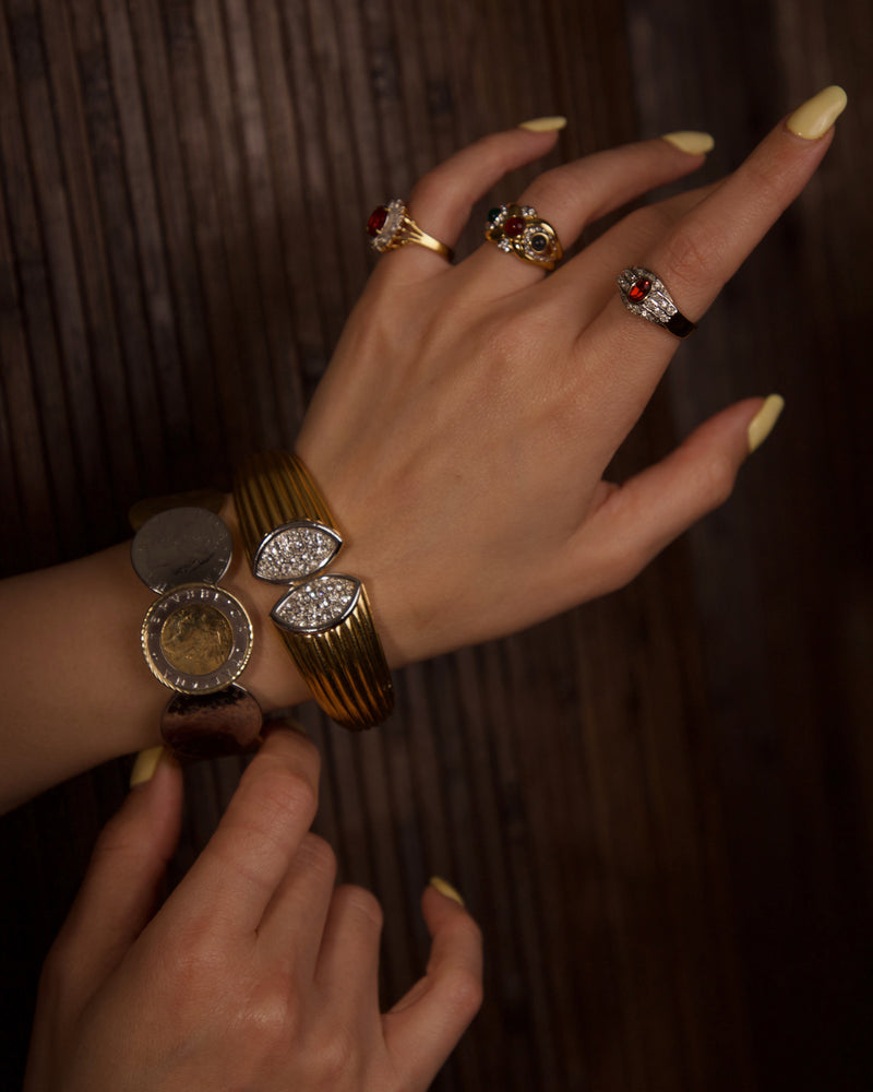 Vintage Art Deco Swan Hinged Bangle