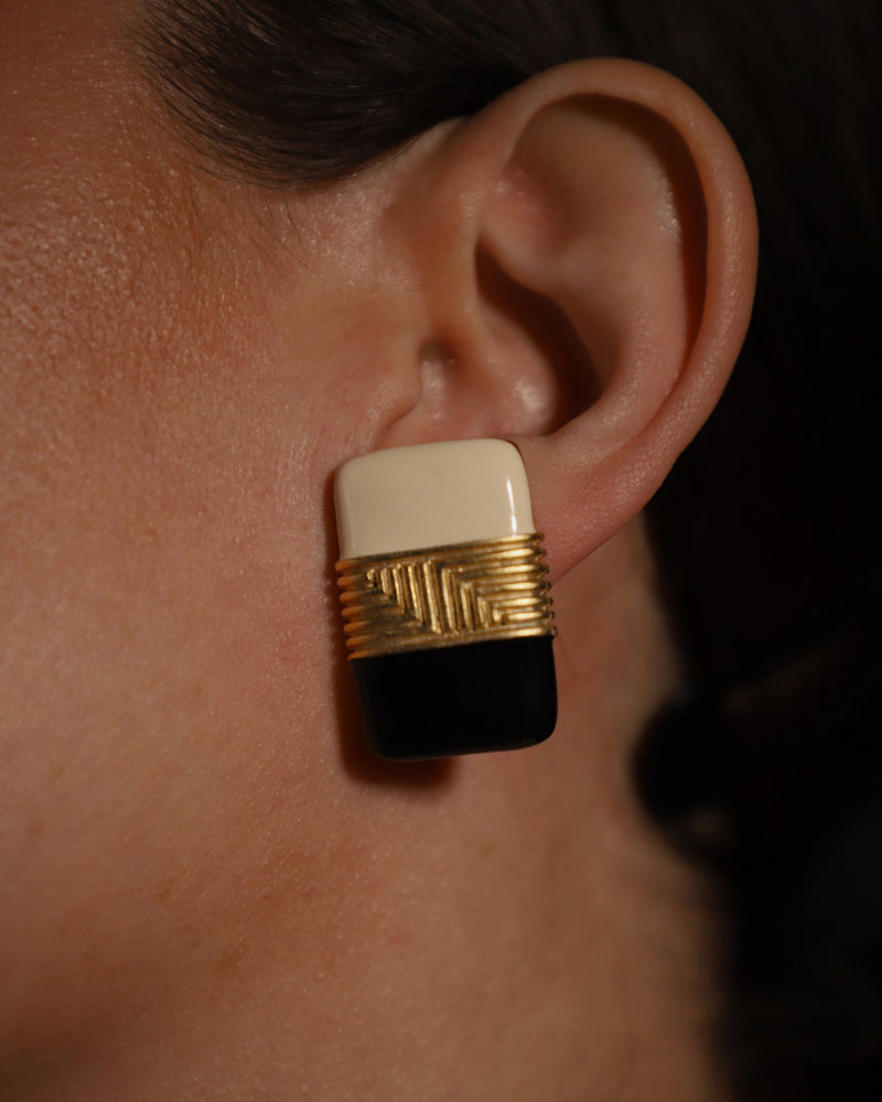 Vintage Black & White Button Earrings (A)