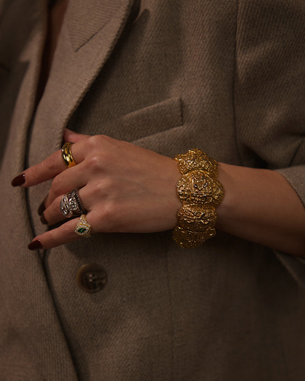 VINTAGE BRUTALIST MOLTEN GOLD BANGLE