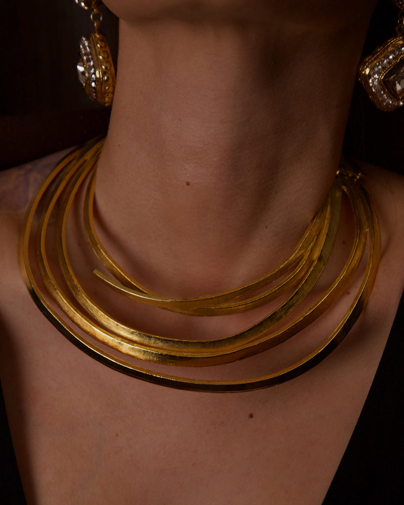VINTAGE CECILE JEANNE SCULPTURAL COLLAR