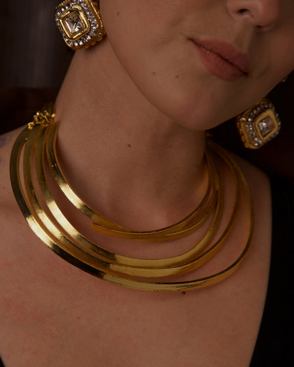 VINTAGE CECILE JEANNE SCULPTURAL COLLAR
