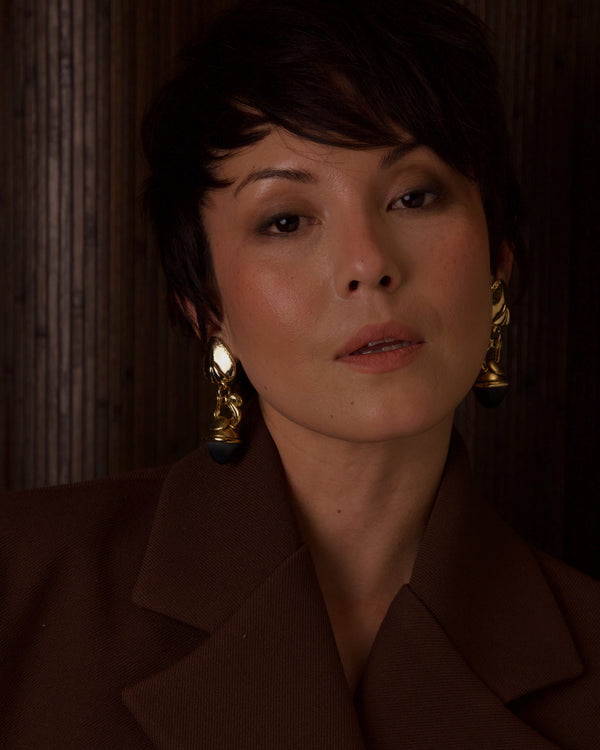 VINTAGE CHORANGE PARIS BLACK RESIN CAB EARRING