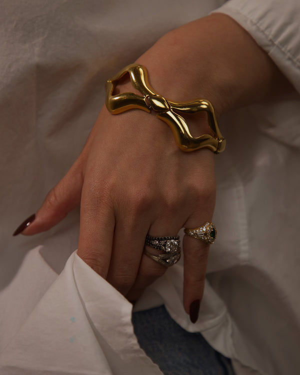 VINTAGE CHUNKY GOLD LINK BRACELET