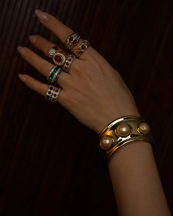 Vintage Curved Pearl Cab Cuff