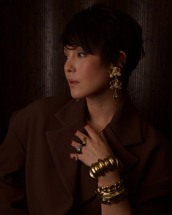 VINTAGE DENAIVE GILT RESIN EARRINGS