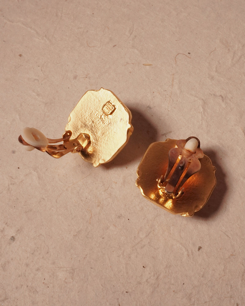 VINTAGE DOLCE VITA AMBER CABOCHON CLIP ONS