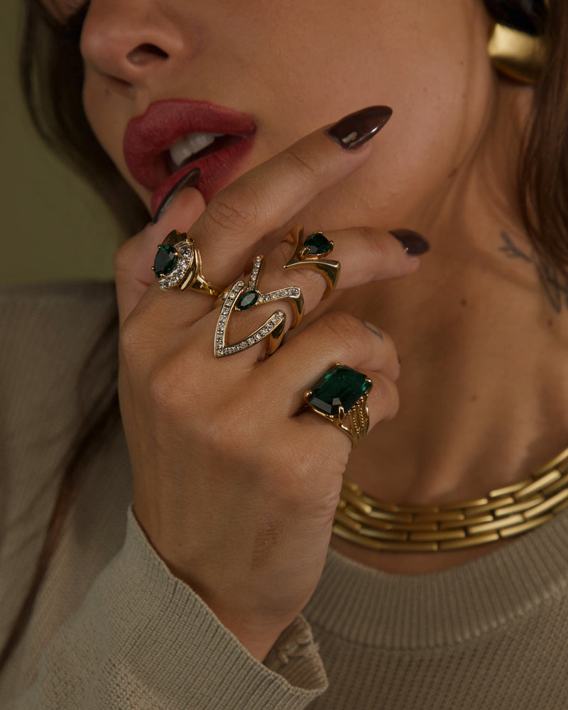 VINTAGE EMERALD COCKTAIL RING