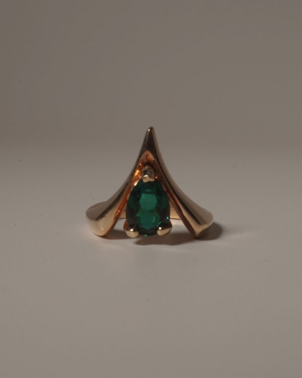 VINTAGE EMERALD CZ POINTED RING