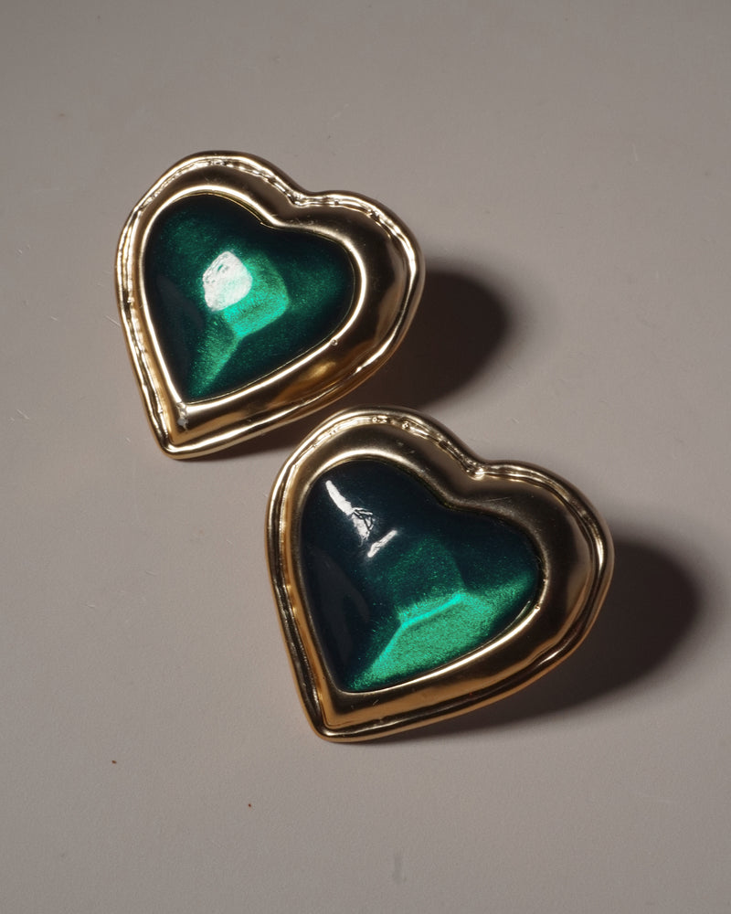 VINTAGE EMERALD LUCITE HEART CLIP ONS