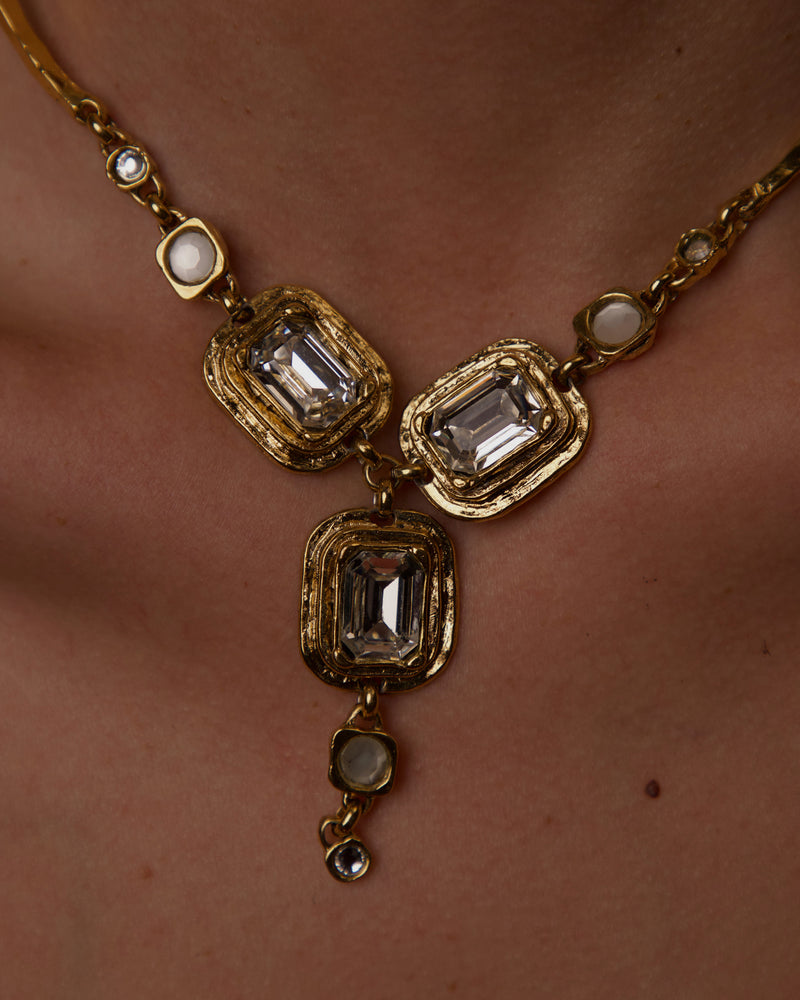 VINTAGE ENTRE GUILLEMETS CRYSTAL NECKLACE