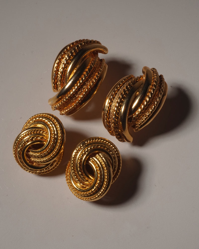 VINTAGE ETRUSCAN KNOT CLIP ONS