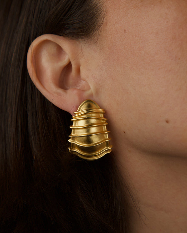Vintage Etruscan Matte Gold Earrings