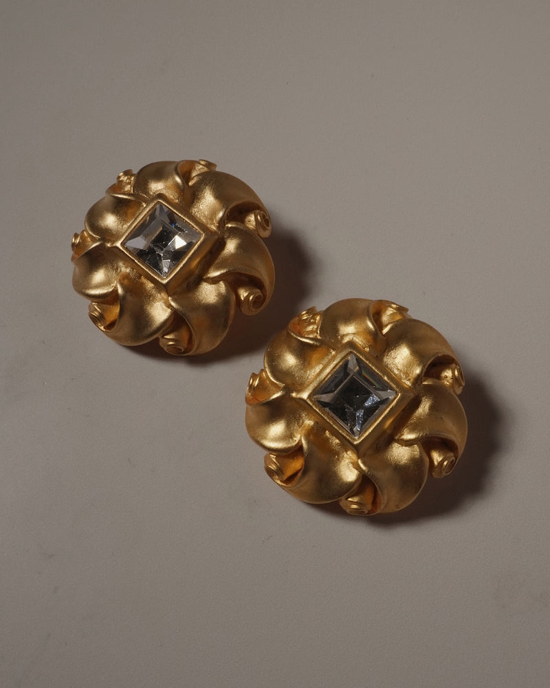 VINTAGE ETRUSCAN SUN BUTTONS