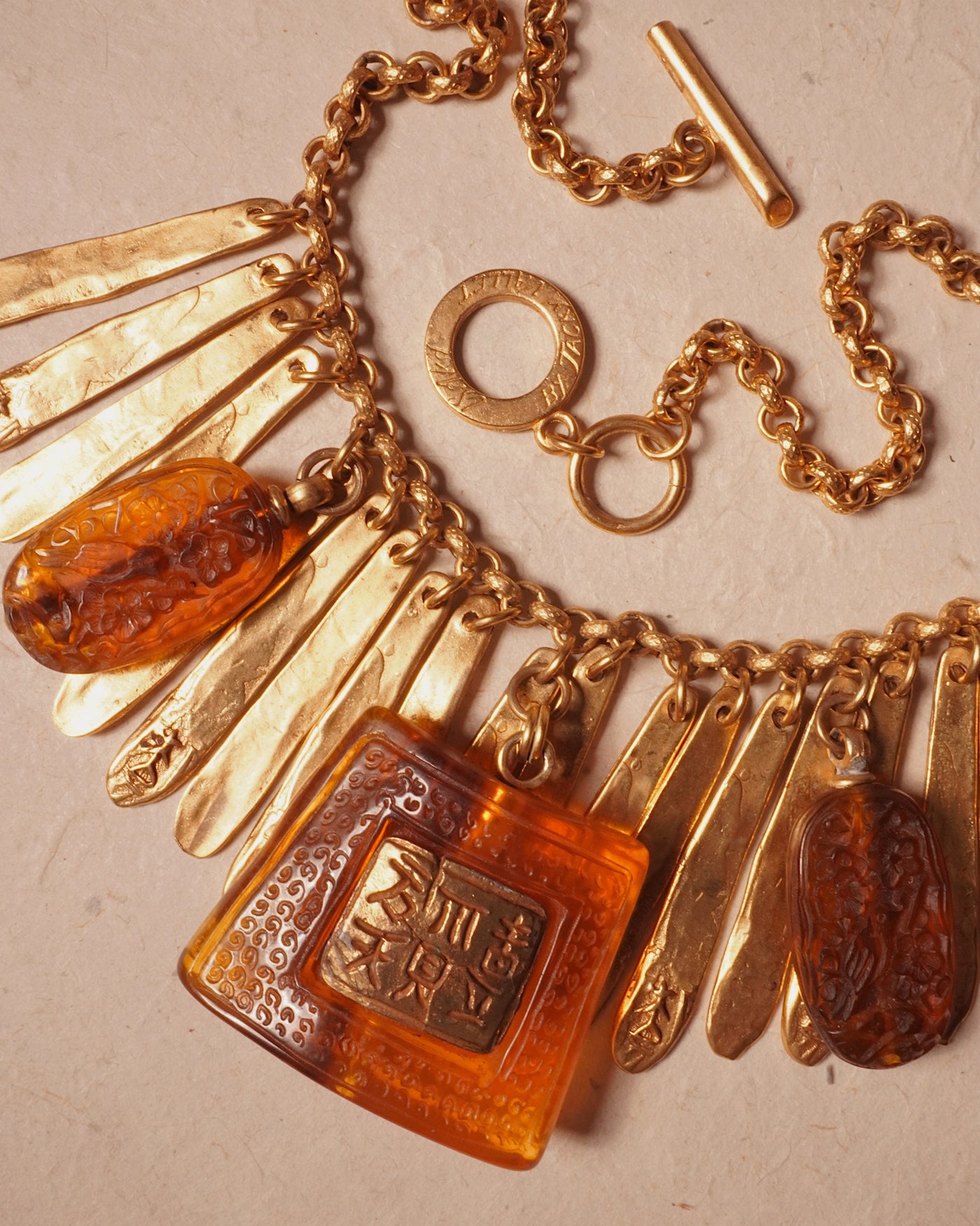 VINTAGE ISAKY PARIS AMBER RESIN STATEMENT NECKLACE – Julia Vaughn