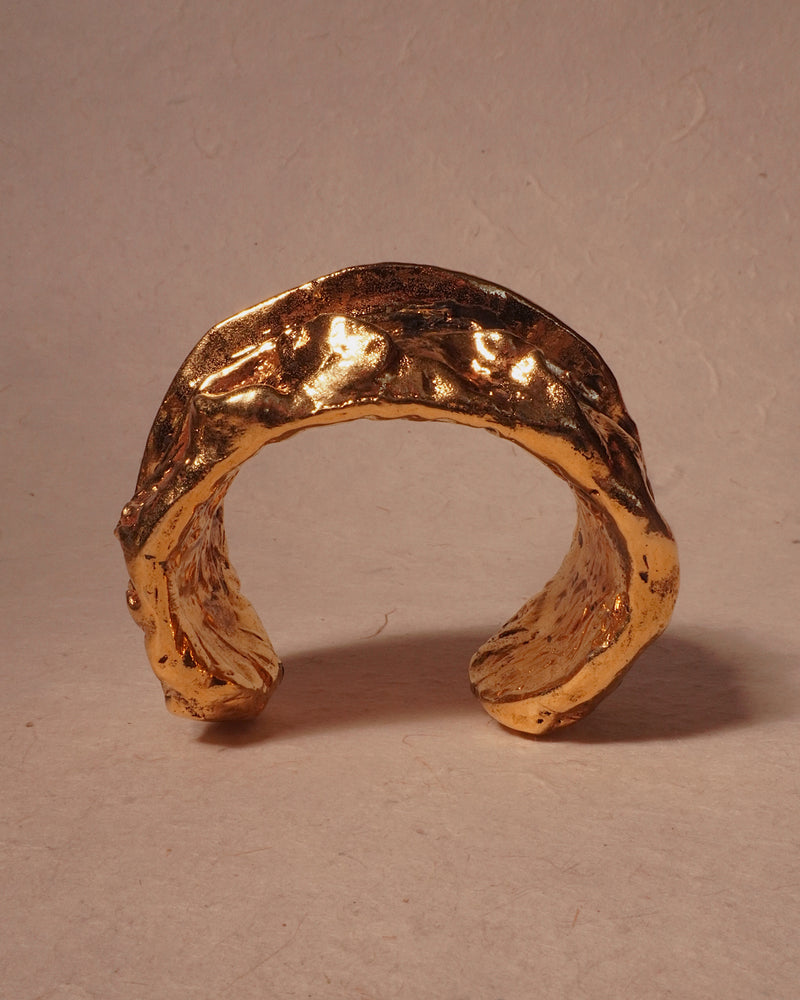 VINTAGE KALINGER ABSTRACT GILT GOLD RESIN CUFF