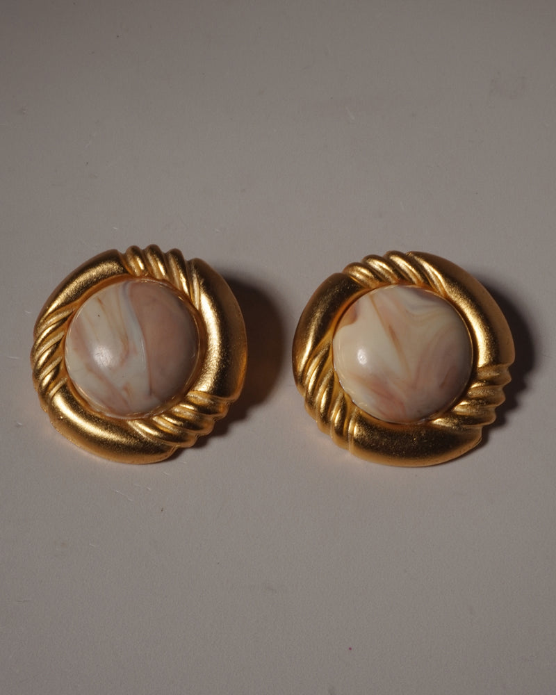 VINTAGE MARBLED CREAM ENAMEL BUTTON CLIP ONS