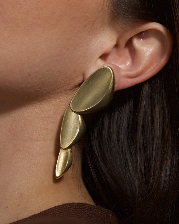 VINTAGE MATTE GOLD ARTICULATED DROP EARRINGS