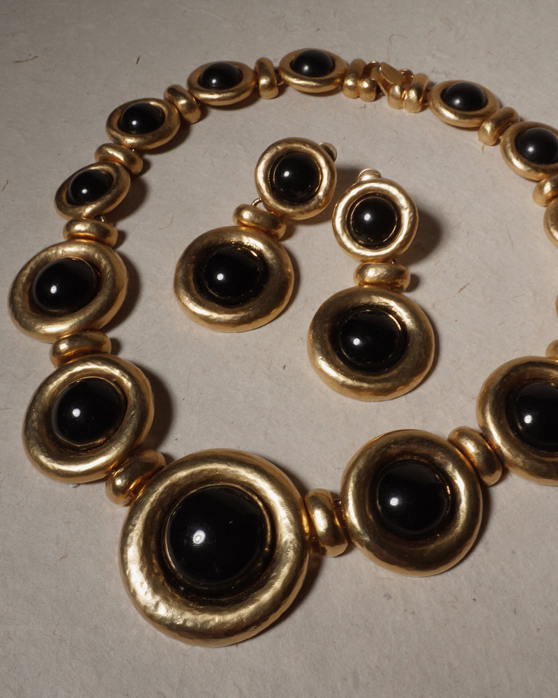 Vintage Matte Gold Black Cabochon Set