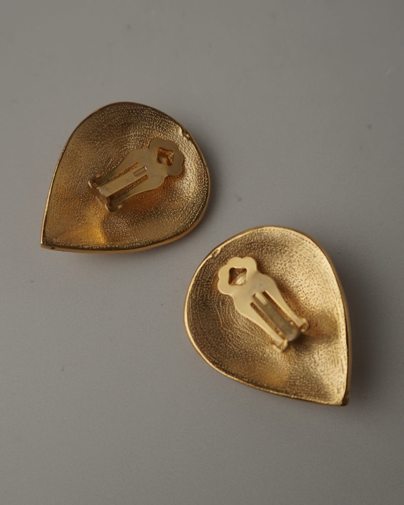 Vintage Matte Gold Decorative Clip Ons