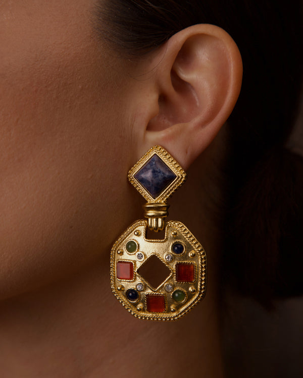 VINTAGE MATTE GOLD MULTI-COLORED CABOCHON SET