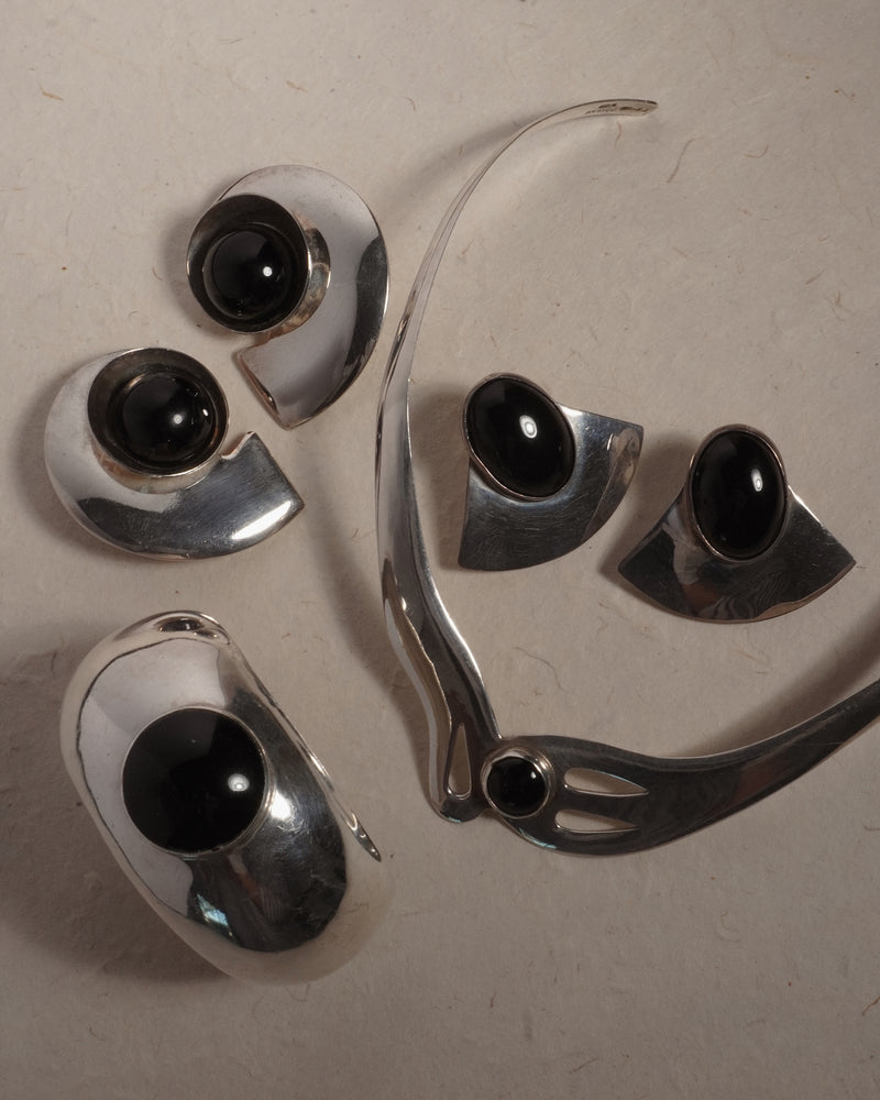 Vintage Modernist Silver & Onyx Clip Ons