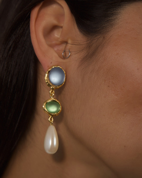 VINTAGE NJ FROSTED PEARL DROP EARRINGS