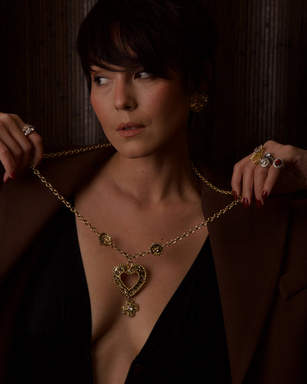 VINTAGE OVERSIZED HEART PENDANT NECKLACE