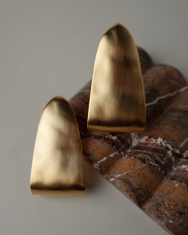 Vintage Oversized Matte Gold Clip Ons