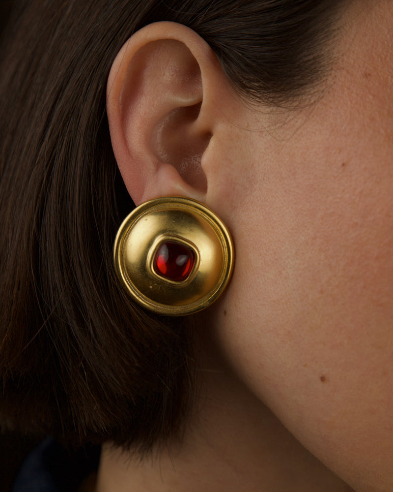 Vintage Oversized Ruby Cab Button Clip Ons