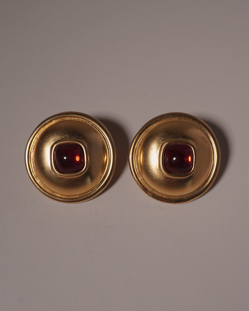 Vintage Oversized Ruby Cab Button Clip Ons