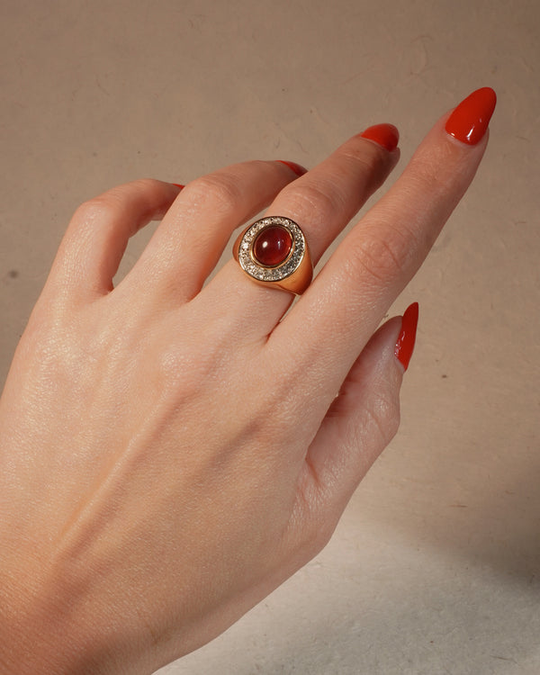 VINTAGE RUBY GLASS CAB RING (sz 7.5)