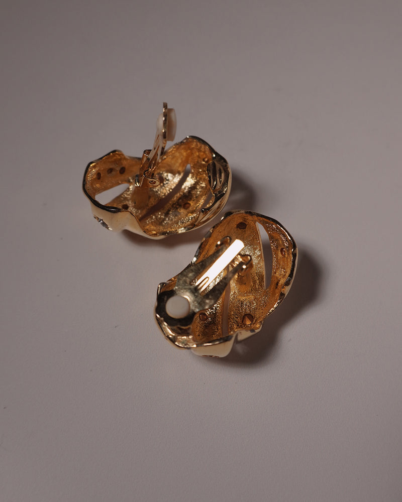 Vintage Polished Star Bezel Statement Earrings