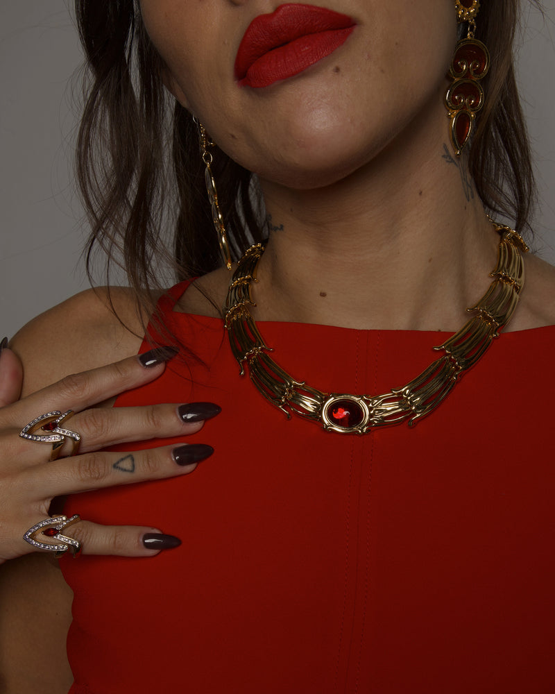 VINTAGE RED CABOCHON STATEMENT NECKLACE