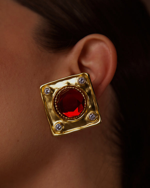 REIGN EARRINGS (RED/GREEN)