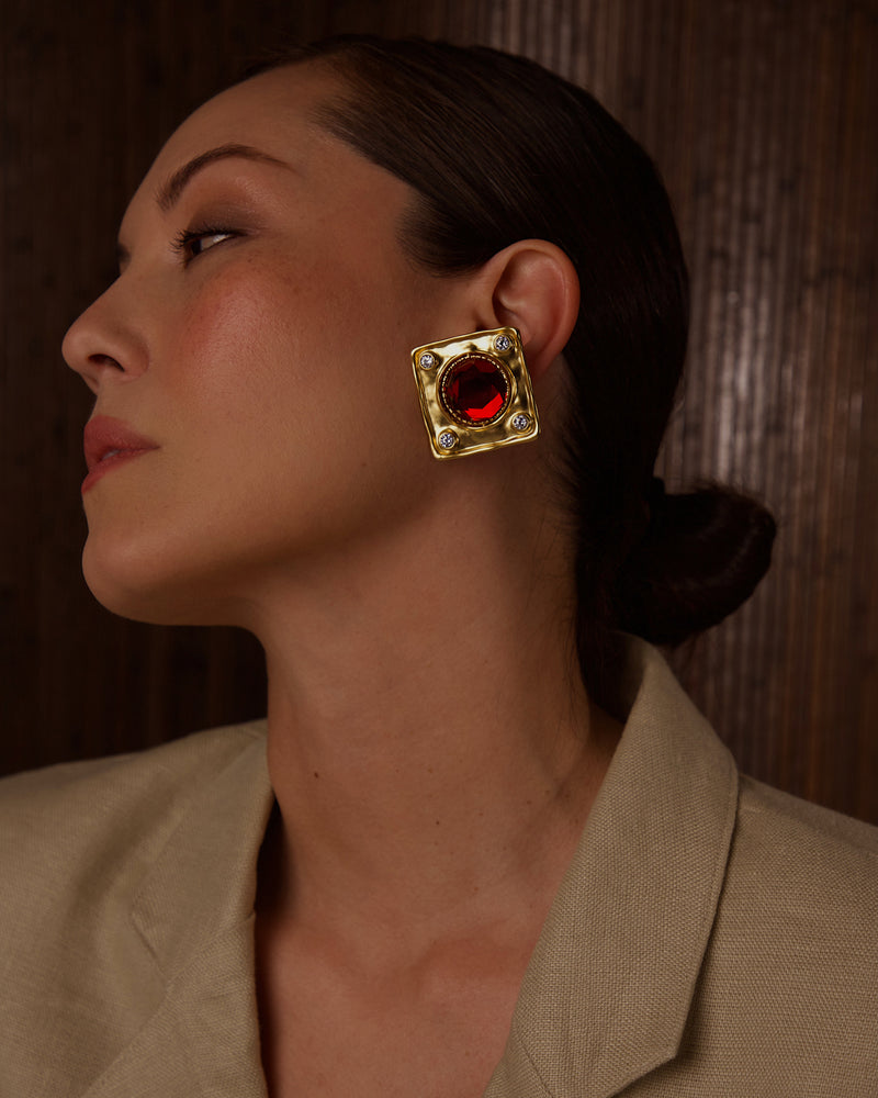 REIGN EARRINGS (RED/GREEN)