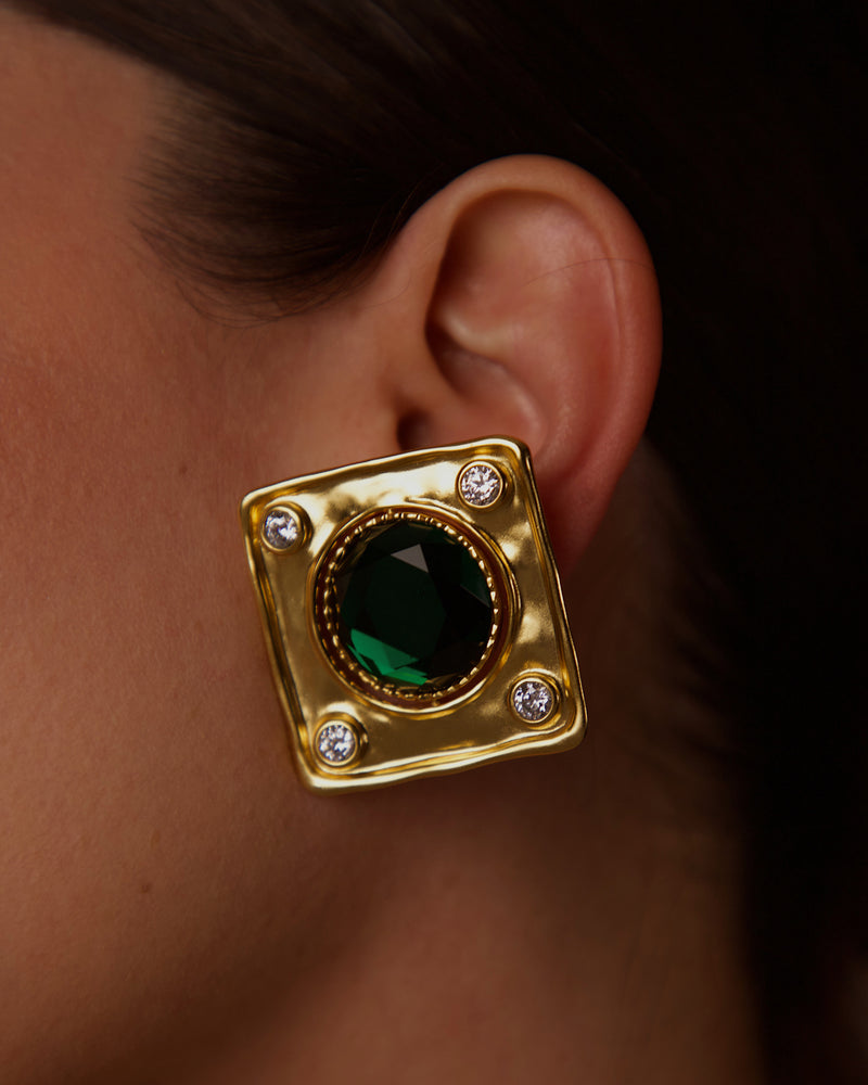 REIGN EARRINGS (RED/GREEN)