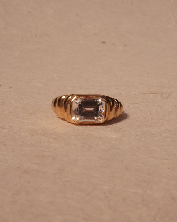 Vintage Ribbed Baguette Ring (Sz 7)