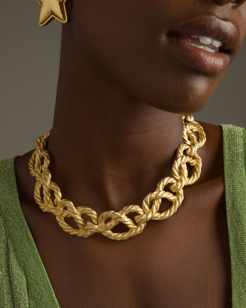 VINTAGE ROPE KNOT STATEMENT NECKLACE