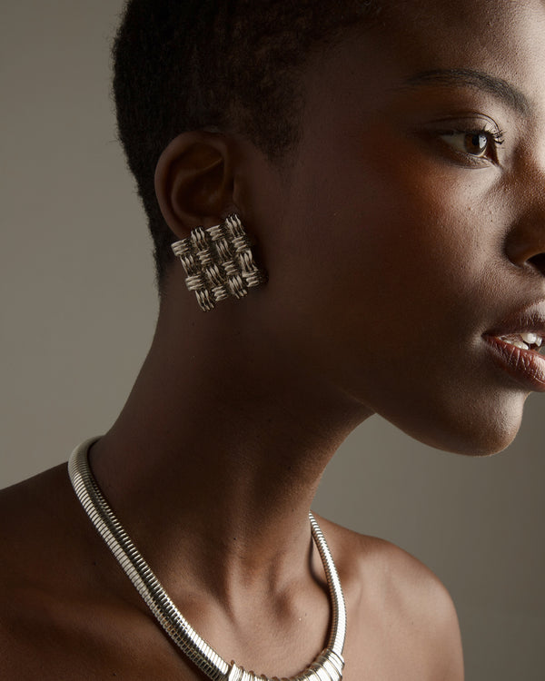 VINTAGE SILVER SQUARE WOVEN EARRINGS