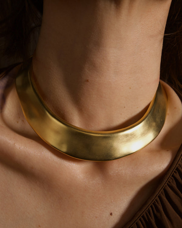 VINTAGE VO MATTE GOLD COLLAR