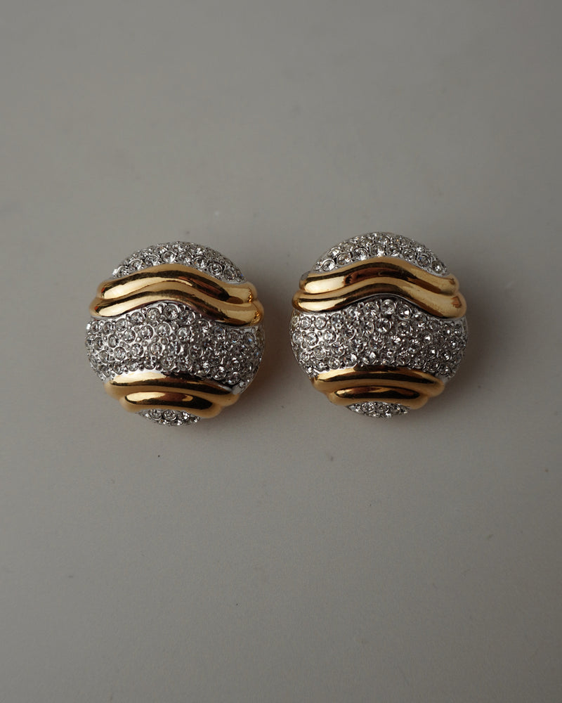 Vintage Wavy Pave Button Clip Ons