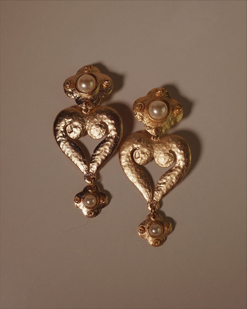 Vintage AR Etruscan Heart Drop Earrings