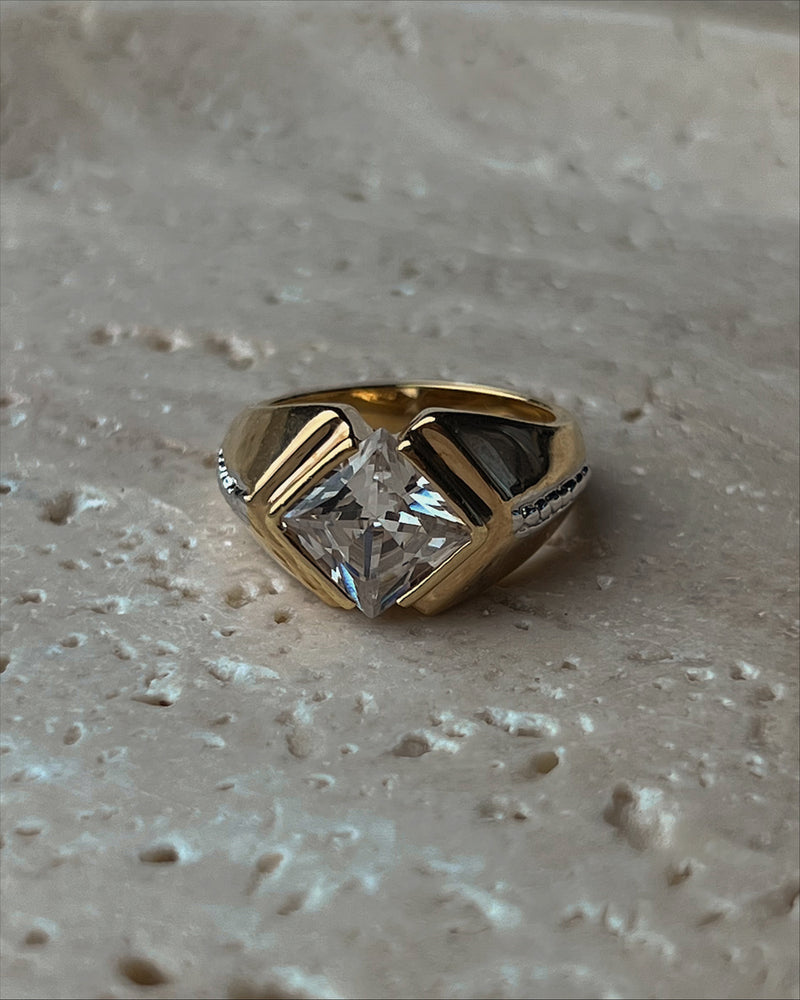 Vintage Art Deco Princess Ring