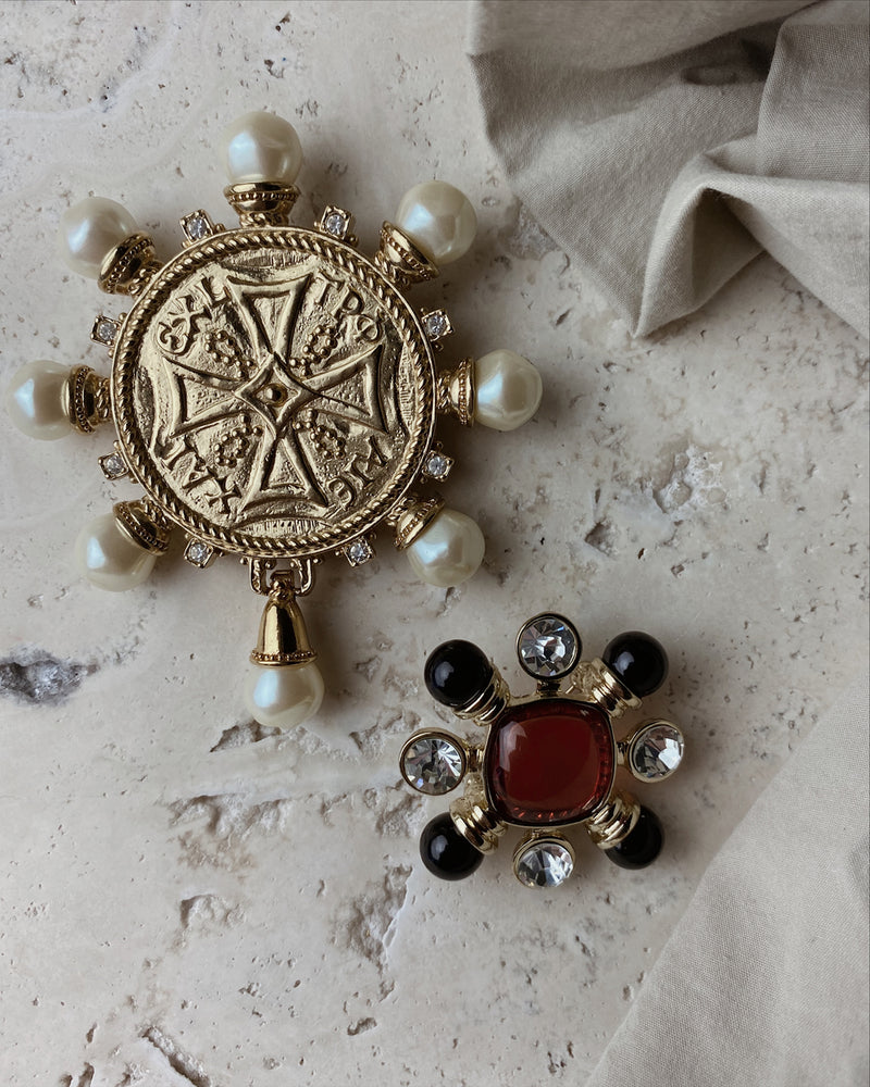 Vintage Cabochon Maltese Cross Brooch