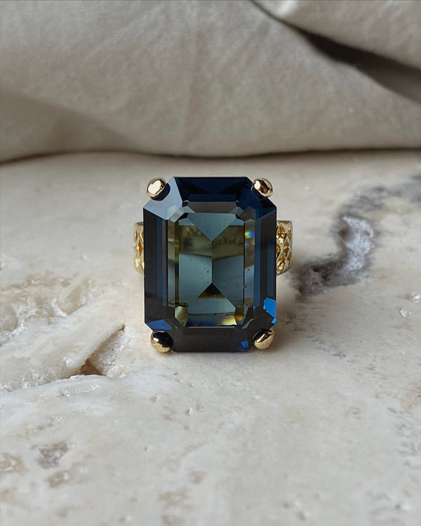 Caged Sapphire Cocktail Ring